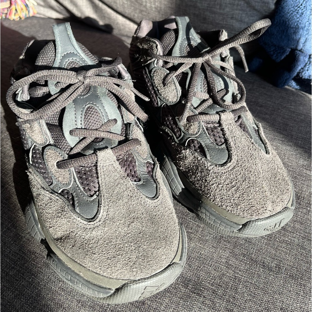 Yeezy 500 in granite - worn 1x